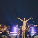 Elnaaz Norouzi Instagram - Here you go, here is a quick look at my performance for the Opening Ceremony of the ZimAfro T10 League in Zimbabwe 🇿🇼 I hope you all enjoy it 💥 also my debut single La La Love is 1 year old today 😍 بفرمائین , اینم از اجرای زنده و رقص من در استادیوم زیمبابوه . کلّش ۸ دقیقه بود ولی‌ خوب خلاصش کردیم . امیدوارم لذت ببرین 🥰 راستی‌, لا لا لاو امروز قشنگ یک سال هست که منتشر شده 🥰 #ElnaazNorouzi #Performance #LaLaLove #Live #ZimAfroT10 #T10League #Cricket #Africa Harare, Zimbabwe