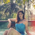 Elnaaz Norouzi Instagram - It’s like a little “Bali” at @casawaters 😍 Who wants to go there ?! 💚 #Goa #Holiday #Bikini #sun @keegancrasto @publicbutterindia Casa Waters