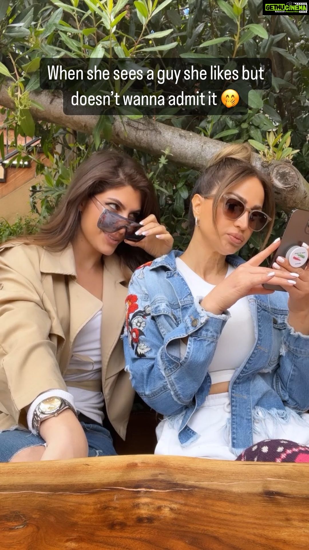 Elnaaz Norouzi Instagram - When she sees a guy she likes but doesn’t wanna admit 🤭 This one is a hilarious Dialogue from a Persian series.. had to do it yall 🤭 send this to that friend 😏 وقتی از یکی خوشش میاد و نمیخواد قبول کنه 😄 کدوم رفیقت اینجوریه؟!🤣😀 البته که منو طناز باهم این حرفارو نداریم از کسی خوشمون بیاد به اون یکی میگیم برامون جورش کن😄😜 #dubsmash #reel #iranian #persian #farsi #tiktok #reels #fun #girlfriend #girls #girl #dating #shy #funny