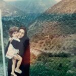 Elnaaz Norouzi Instagram - As I grew up being the only child to my parents I’ve seen them give their heart and soul to make sure I have everything I need. Being refugee parents is not easy and I know it. So today and everyday I’d like to thank my mom for working hard and making sure that I have everything I need to become the success that I am today. She worked tirelessly so she can buy me new clothes and now I can buy her all of her new ones ❤️ ‎چون من به عنوان تنها فرزند پدر و مادرم بزرگ شدم، به چشم دیدم که قلب و روحشون را میدن تا مطمئن شن من همه چیزهایی که نیاز دارم رو داشته باشم. پدر و مادر پناهنده بودن اصلا آسان نیست و من اینو میدونم. بنابراین امروز و هر روز می‌خوام از مادرم تشکر کنم که سخت کار کرد تا خیالش راحت بشه که من همه چیزهایی که برای رسیدن به موفقیتی که امروز دارم رو داشته باشم. مامانم بی وقفه زحمت میکشید که چیزایی که تو زندگی میخواستم رو برام فراهم کنه و الان خوشحالم که منم میتونم همین کارو برای مامانم بکنم. ❤️ #mothersday2023 #happymothersday #family #blessed