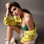 Elnaaz Norouzi Instagram - I didn’t come to play , I came to slay 💥 Dallas - what a show!!!! Guess where I’m headed to next 🇺🇸 Correct ones will get pinned 💃🏻 . . . 📸 - @samrat.02 💇🏼‍♀️ - @kamaldeepss 💄- @shreyamakeupandhair 👗- @eshaamiin1 #mondayvibes #potd #love #elnaaznorouzi Dallas, Texas