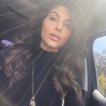 Elnaaz Norouzi Instagram - She’s Miss California - hottest thing in West LA 🌴☀️🎶 No filter - just LA sun! Swipe to the end to see a #LiftLook 😉 . . . . . #losangeles #writersstrike #california #sun #love #usa #america #persian Los Angeles, California