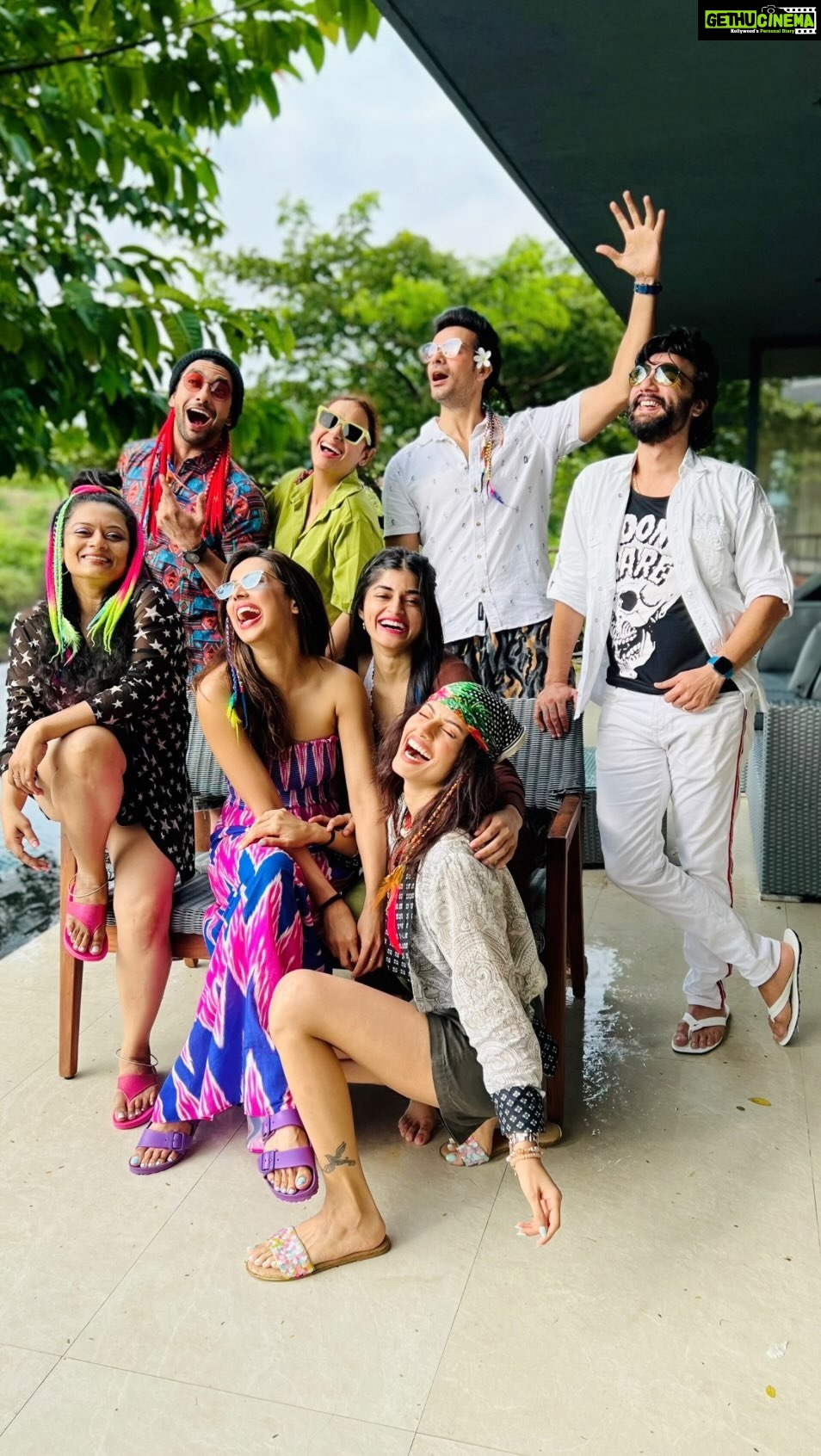 Fahmaan Khan Instagram - Dropping a lil energy on the gram for you to take out your gaddiyan and kickstart your weekend 🍻 Gadar 2.0 version by the dukkar gang😉 : . #happyfriday #weekend #thecrazyclan #gadar2