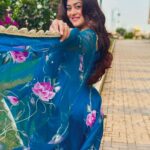 Falaq Naaz Instagram - 💙💙💙💙 . . . Outfit-: @aachho PR-: @dinky_nirh 💙 . . . #trendingnow #outfit #falaqnaaz #collaboration #foryou #picoftheday #ootd