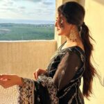 Falaq Naaz Instagram - 💫 . . . #picoftheday #falaqnaaz