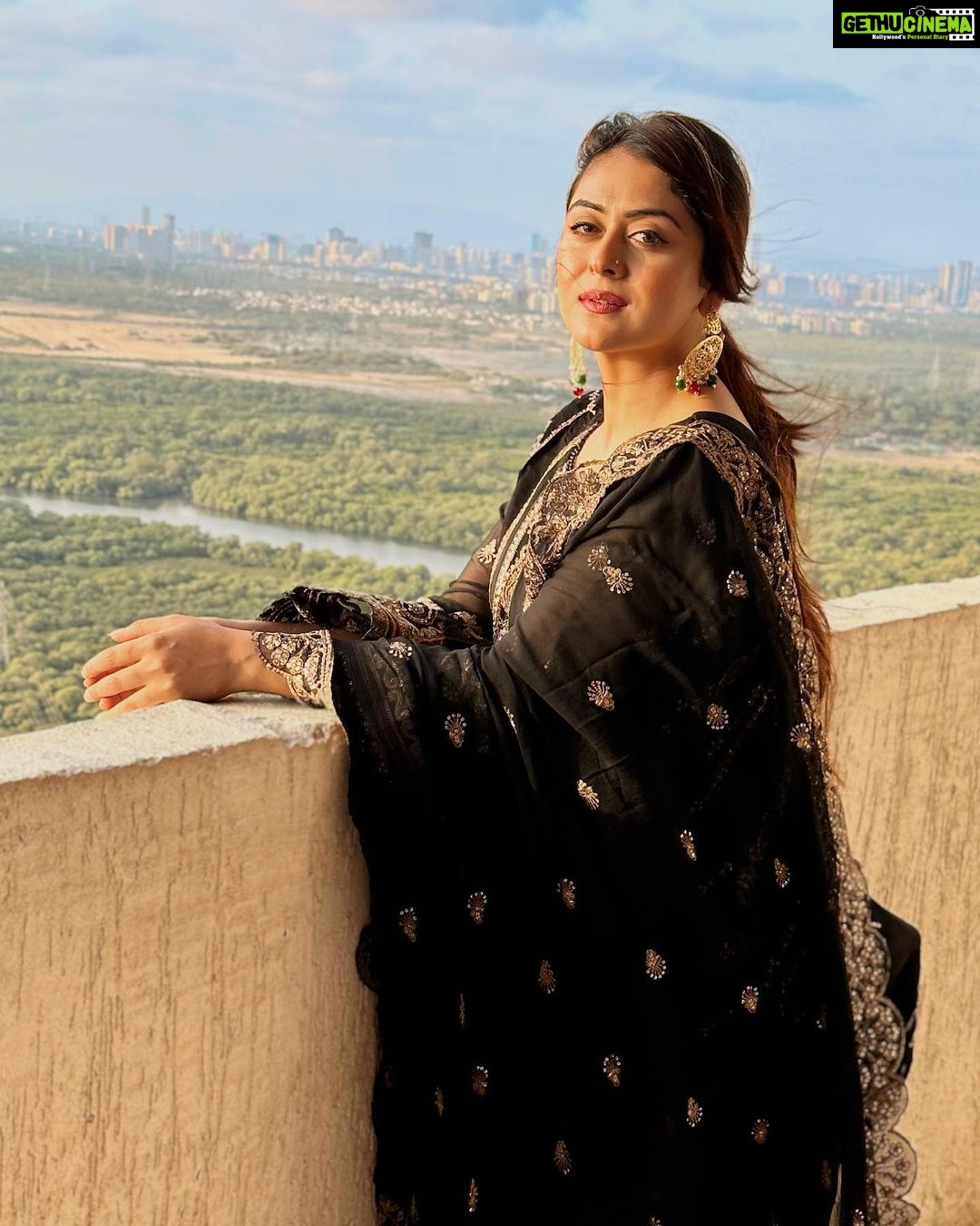 Falaq Naaz Instagram - 💫 . . . #picoftheday #falaqnaaz