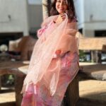 Falaq Naaz Instagram - 🌸 . . . #pictureoftheday #falaqnaaz