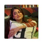 Falaq Naaz Instagram – #FalaqNaaz helping us fight the mid-week blues 🥹❤️

#Falaq #BiggBoss #BiggBossOTT2 #FalaqKiFauj #FalaqInTheBiggBossHouse #womaniya 
@officialjiocinema @vootselect @endemolshineind @beingsalmankhan