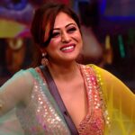 Falaq Naaz Instagram - Her smile is precious! 💎♥️ Our #Womaniya standing strong and smiling through her journey like a boss! 🔥 Shower some love and support for our girl #FalaqNaaz through the link in bio 🫶🏻 Styled by - @purvabansal5 Outfit by - @asopalav @saree.com_by_asopalav Earrings - @the_jewel_gallery @__snehasharma___ @officialjiocinema @vootselect @beingsalmankhan @endemolshineind #FalaqNaaz #FalaqinBBOTT2 #Falaq #BBOTT2 #BiggBossOTT2 #BBOTT2onJioCinema #womaniya