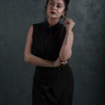 Falaq Naaz Instagram - Effortlessly bold and beautiful! #FalaqNaaz 🖤✨ Styled by: @__snehasharma___ Outfit - @elibittonofficial Photographer: @kaisar_alam_1 Make-up : @ansarireshma_makeup Hair: @makeoverbysejalthakkar @officialjiocinema @vootselect @beingsalmankhan @endemolshineind #FalaqNaaz #FalaqinBBOTT2 #Falaq #BBOTT2 #BiggBossOTT2 #BBOTT2onJioCinema #womaniya