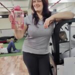 Falguni Rajani Instagram - Sporty gallon by @driptrip.in Available 2.7&3.7litrs #supplementstore #nutritionpartner #protien #fitnesslover #stayfit #postviral #memes