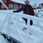 Falguni Rajani Instagram - I love snow much❄️☃️ #rovaniemi #finland #lapland #snowydays #snowfall #winterseason #instapostviral Polar Artic Circle