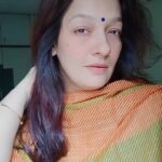 Falguni Rajani Instagram - #beauty #oldsongs #oldfilms #reellife #reelkarofeelkaro #trending #viral #instagood #instagramreels #instagram