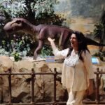 Falguni Rajani Instagram - Collect memories not things🤗 #soltraveller #nomad #backpacker #couchsurfing #vietnam #danang #banahills #amusementpark #reelkarofeelkaro #funnyvideos #viralreels #trendingreels Vũ Hội Ánh Dương Sunworld Banahills