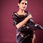 Fatima Sana Shaikh Instagram - Saree is my safe space :) Saree @raw_mango Earrings @merojewellery Photo @dieppj