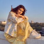 Fatima Sana Shaikh Instagram - Flower child. 🌼🌼🌼 @ilovepero @dieppj