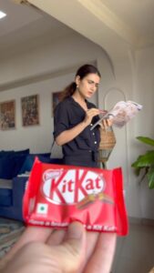 Fatima Sana Shaikh Instagram - Some days go like- Eat, sleep, memorize scripts, repeat. 
So i decided to #catchabreak

Here’s how you can #CatchABreak 
1. Create your reel catching a break
2. Tag @kitkatindia to get featured
3. Don’t forget to use the hashtag #CatchABreak

#KitKat #CatchABreak 

#AD #Collab