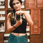 Fatima Sana Shaikh Instagram – Random bunch of selfies while I was at @adishaktitheatre 
:)