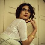 Fatima Sana Shaikh Instagram – बस इक शाम तू करें मेरे नाम हाए ये मेरी बड़ी बड़ी ख्वाहिशें

Shot by @tarunchouhan_ph 
Wearing @raw_mango