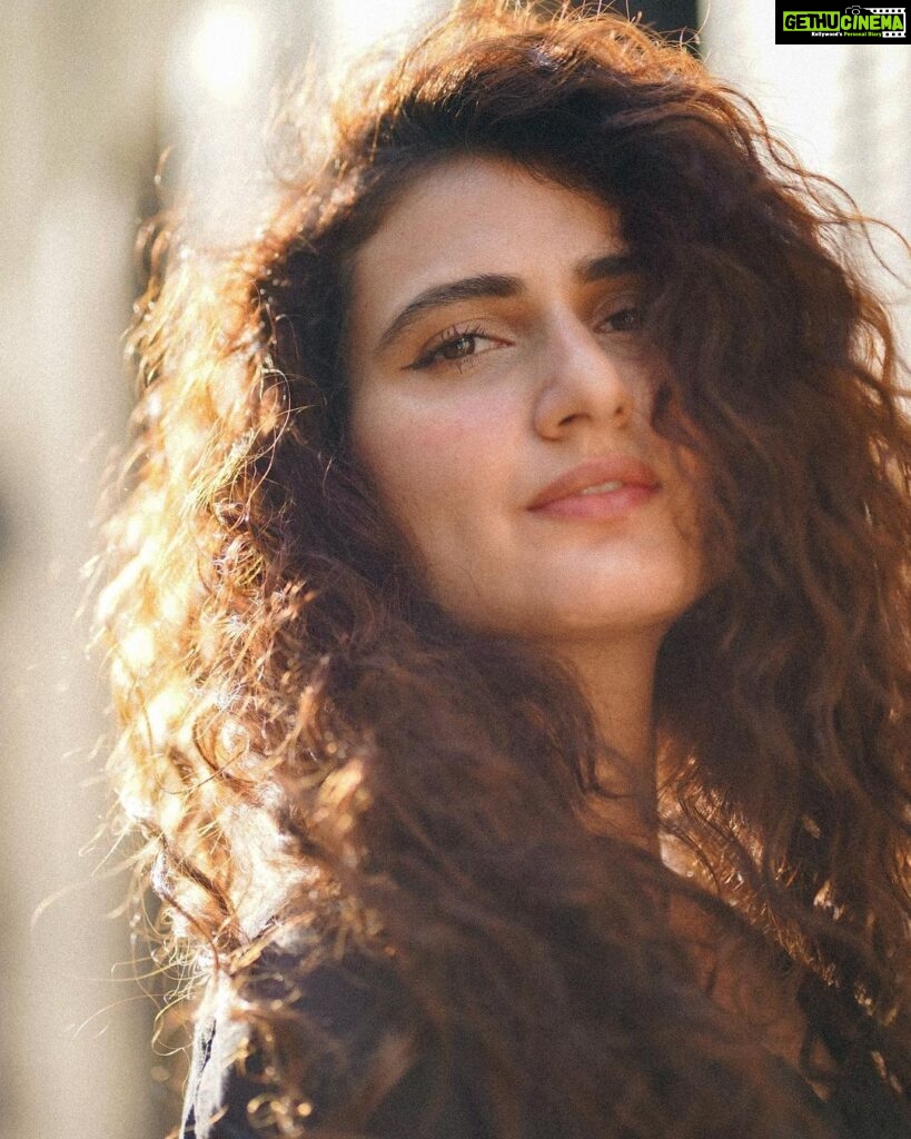 Fatima Sana Shaikh Instagram - Unplanned photoshoots are the best. 📷 @dieppj