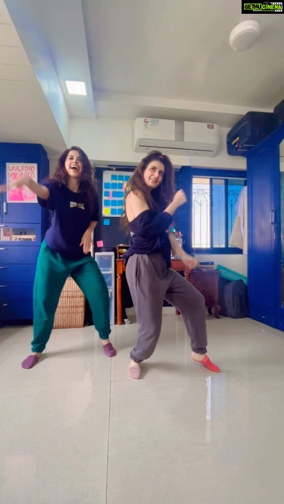 Fatima Sana Shaikh Instagram - Class khatam hone ke baad ka time pass.