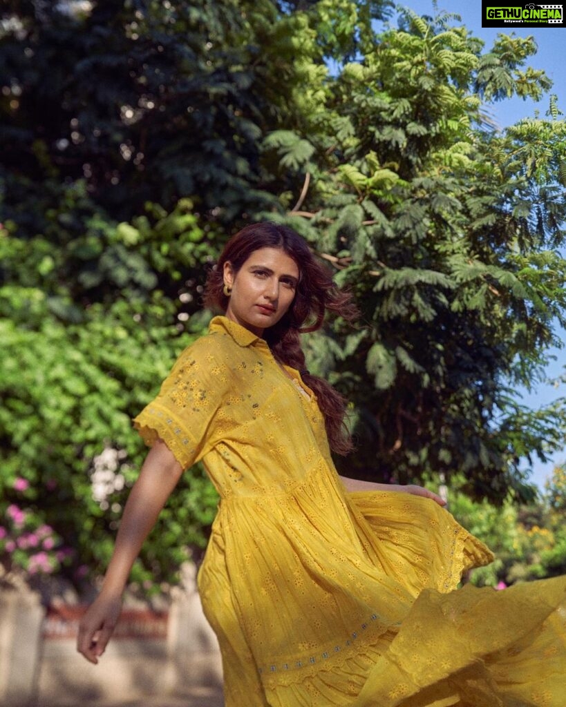 Fatima Sana Shaikh Instagram - @ilovepero making me feel playful. ❤️❤️❤️ 📷 @dieppj
