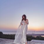 Fatima Sana Shaikh Instagram - Styled by @akshitas11 with @khushi46 Make up - @nishisingh_muah Assisted by - @isha_hmua Hair- @arvindkumar_hair Outfit- @taruntahiliani Jewellery- @aulerthofficial Shot by - @dieppj