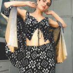 Fatima Sana Shaikh Instagram - Print overdose Outfit: @theikatstory Rings: @bhavyarameshjewelry Earrings: @k_chapters