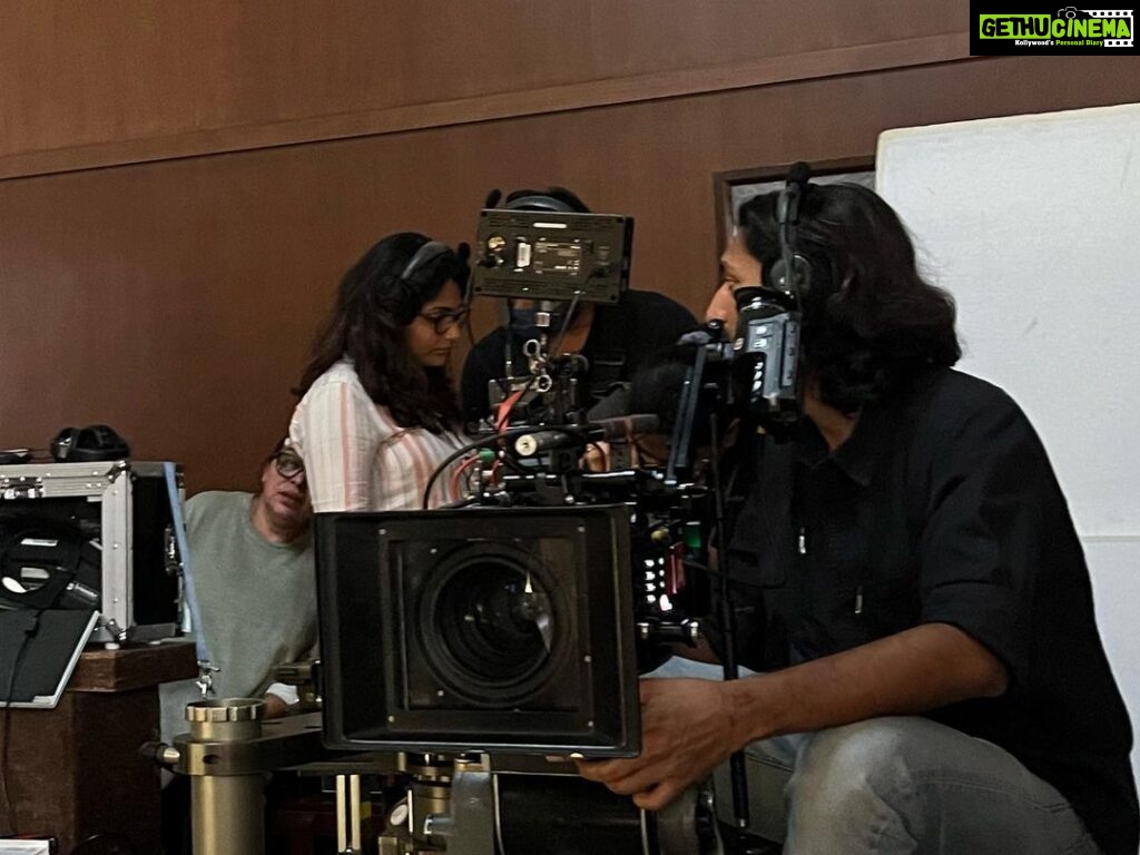 Fatima Sana Shaikh Instagram - Its a wrap for #sambahadur But I am so happy that I got to work with @vickykaushal09 @meghnagulzar and @sanyamalhotra_ again. @meghnagulzar you are such an incredible director and such an inspiration. Thank you for being so authentically you and your passion and clarity of what you want to make, made me want to work harder. Thank you. @vickykaushal09 dost, tum kitne ache actor ho!!!! How can you be so good! And so calm and also a acha aadmi. So glad that I got to work with you! ❤️ @sanyamalhotra_ shishter, kya hi Bolna tumhaare baare main. Another film together. And another film where you'll shine like you always do. Star ❤️ @maharrshshah friend!!! Silent supporter 🤗🤗🤗 thank you for existing. You still have to give me some books and I have to send you some.