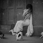 Fatima Sana Shaikh Instagram - जो बात महीनों में ख़ुश्क तक़रीरों से नहीं समझाई जा सकती, चुटकियों में एक फ़िल्म के ज़रीये से ज़हन नशीन कराई जा सकती है। - सआदत हसन मंटो . Shot by - @tarunchouhan_ph ✨🌼 . Outfit - @raw_mango ✨