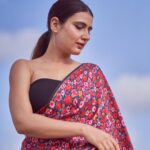Fatima Sana Shaikh Instagram - 🌸🌸🌸 Saree @raw_mango 📸 @dieppj