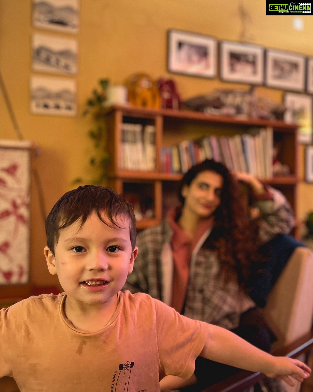 Fatima Sana Shaikh Instagram - I might steal this little munchkin from you. @sharlho @sonamyeshiart