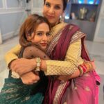 Fenil Umrigar Instagram – I’m blessed to have shared screen space with you ma’m!

Will miss the fun and laughter.
Jald milange ♥️

Love you ma’m 
@anitaraaj