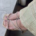 Fenil Umrigar Instagram - Lovin’ these beautiful pair of footwears from @irasoles 🌻