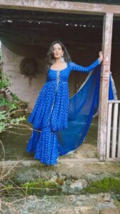 Fenil Umrigar Instagram - One of my fav festive outfit this season🦋

Wearing : @lavanyathelabel
