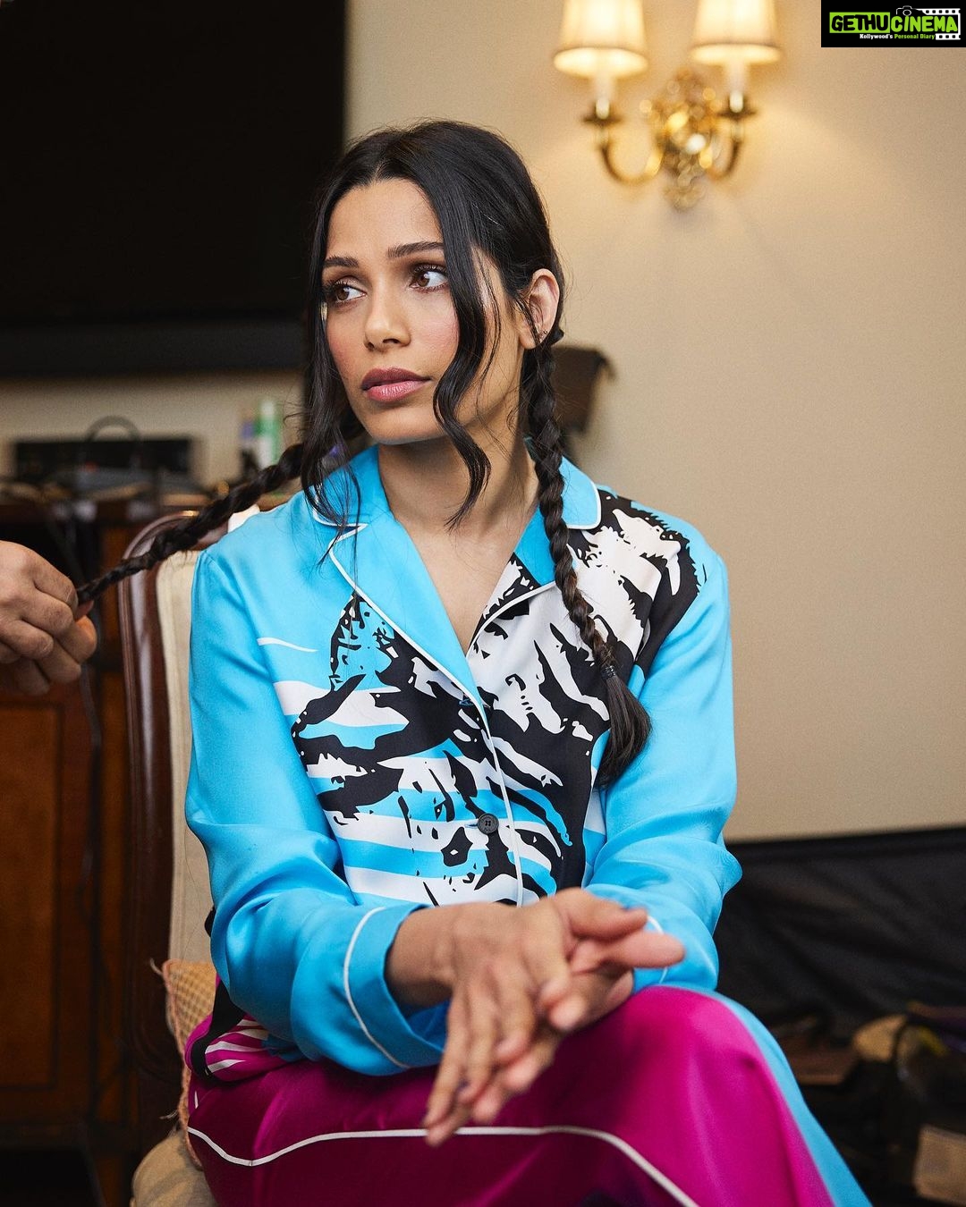 Freida Pinto Instagram - Being back in Mumbai after three years, was such a special experience.