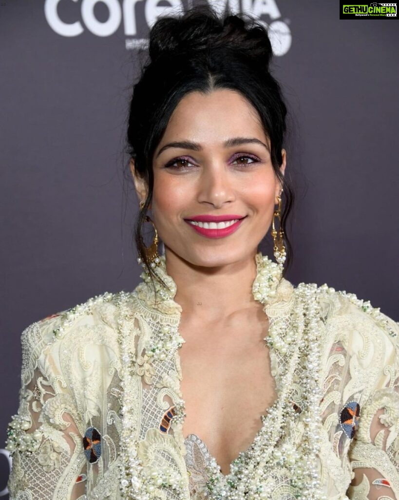 Freida Pinto Instagram - Last night I celebrated South Asian Excellence at the Oscars with my excellent ladies. These women have been doing the real work for a long time and I felt so blessed that they chose me to be their date for the evening. Los Angeles, California