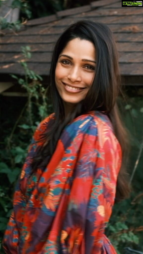 Freida Pinto Instagram - Don’t ruin today by focusing on tomorrow or dwelling on yesterday. The art of present means you are working on mastering no longer waiting for the next moment or believing that that moment will be more fulfilling than the one you are currently in.