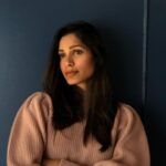 Freida Pinto Instagram - When you change the way you look at things… the things you look at will change.
