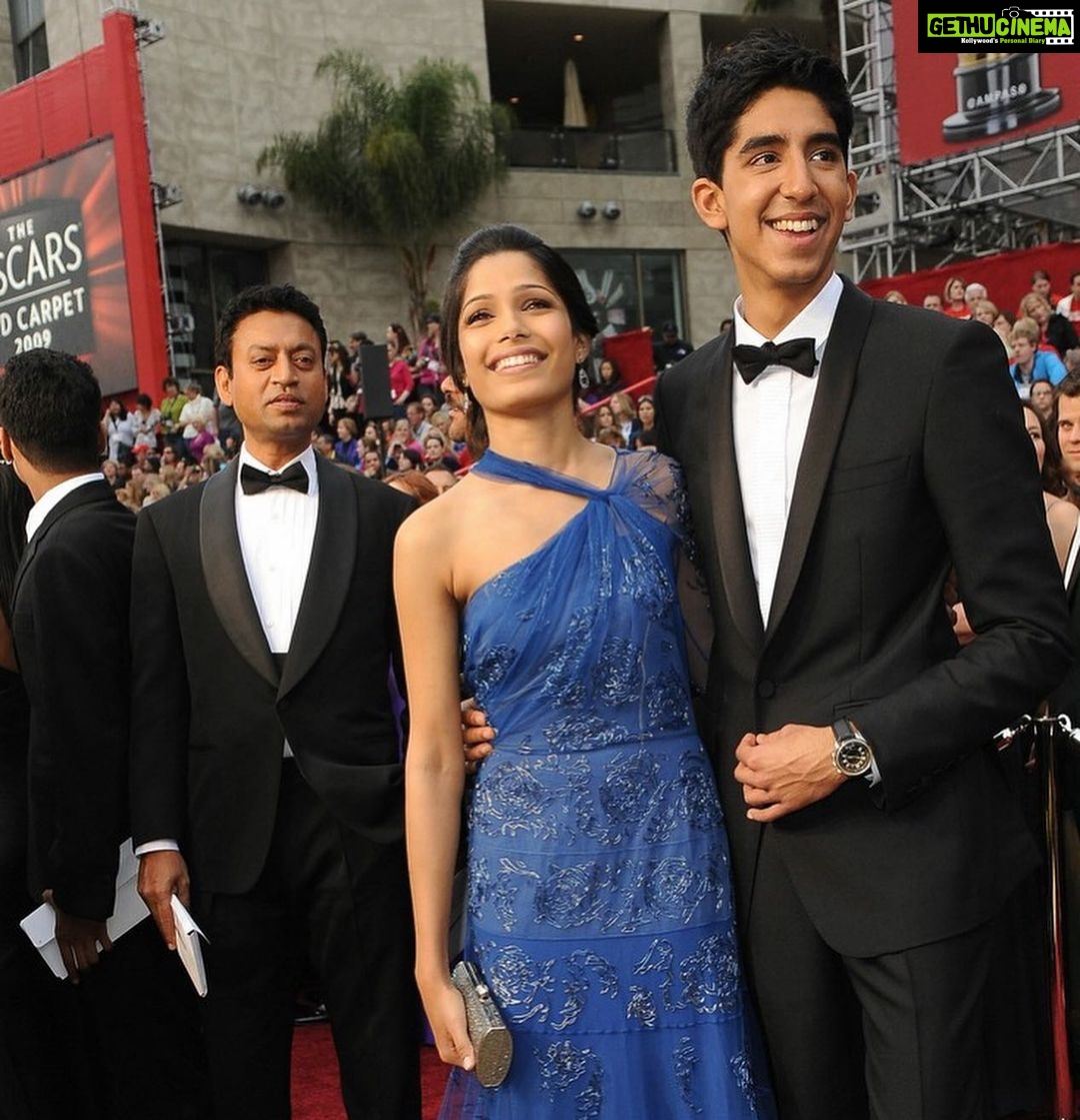 Freida Pinto Instagram - Every year around this time I feel so much nostalgia about this little engine that could called Slumdog Millionaire. It was such a glorious celebration of the underdog. The misfit that came kicking and screaming into the world and touched so many hearts and minds. It's been 14 years and our little baby that almost went straight to DVD ( fact!) still brings up the same kind of unadulterated joy and hope to me and many around me. I sometimes still have moments of disbelief but the older I get I've learned to own the little achievements because it was against all odds and it was no mean feat. Believe it..this happened! And you deserve it! I also want to remember Irrfan Khan who isn't with us anymore as well as Satish Kaushik passed away a few days ago. Two legends from the Indian film industry. Hope you are reunited in the afterlife and having your own party. Also do not miss Dev hoisting the then little Rubina Ali to take in that enormous moment. We could feel the support from every corner of that room. It's been an absolute marvelous journey of peaks and valleys since then but will save that for another time. Congratulations to all the nominees this year and to all the great work of art in cinema that may not have been nominated. You told your story your way and that in itself is an incredible feat. Los Angeles, California