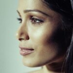 Freida Pinto Instagram - “If life were predictable it would cease to be life, and be without flavor.” -Eleanor Roosevelt Take charge and lead with passion. You’ve got this. London, United Kingdom