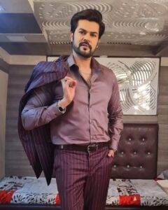 Ganesh Venkatraman Instagram - Thank you nanbas & nanbis for the love for #varisu ❤❤
I am Overwhelmed by the ourpouring of love from #thalapathy fans all across the globe and lovers of cinema. 
Feel truly blessed to be a part of #Varisu.
Playing 'Mukesh' was an amazing experience for me especially to be sharing screen space with my favorite #vijay sir. Everyday Seeing him come to sets with his electric energy- rehearsing the scenes, improvising during the staging process and then finally transforming every scene to another level in the final take was the biggest learning experience for me as as actor, more so bcos i could see first hand the commitment that Vijay Anna has towards his audience. And now seeing peoples reactions to those very same scenes in theatres- clapping, howling, rolling in laughter makes me love Cinema even more ❤
His Humility, simplicity and the personal bonds he creates with people around him is a life lesson i will cherish forever.

Thank u Vamsi sir for creating a unique world. For being a true 'family man' in Real life too, cos everyday of shooting u treated all of us like ur family. Working with u was a blessing indeed!
A big thank u to all my amazing co-stars Prakash raj sir - my eternal mentor, shaam bhai, Srikant anna, rashmika, sarath sir, sudha ma, prabhu sir.
Thank u my dear nanba Vivek for ur amazing dialogues..u connected peoples hearts. Thaman for ur amazing music and background score and karthik sir for ur breathtaking visuals. 
 A big hug to the all the technicians for their marvelous contribution and to the superb team of assistant directors

Ultimately audiences love & acceptance is what we all work for. lots of luv back at all of you. Thank u for making Varisu what it is 🤗🤗

Family is the Biggest gift of life,  let's all treasure what we have❤
Ganesh Venkatram

#thalapathyvijay
#varisupongal‌ 
#varisublockbuster
@directorvamshi 
@joinprakashraj 
@actor_shaam 
@rashmika_mandanna