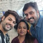 Ganesh Venkatraman Instagram – What an amazing coincidence Meeting my Cupid ❤ @kalamaster_official on my wedding anniversary !
Not many know that Kala master was the reason behind me meeting my wife @prettysunshine28 and I hv alwys called her my ‘Cupid’ since then😉… so bumping into her at the airport on the same day is what I call ‘purely divine intervention’

There’s magic in Every moment in life,  sometimes all we have to do is just keep our eyes open to  Notice 🥰🥰
Love u Kala Master 🤗🤗
#alwaysgrateful 
#thankyouuniverse
