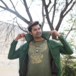 Ganesh Venkatraman Instagram - The fruit falls from the tree when it gets ripe. So wait for the time to come. Do not hurry. Each one of us has our own Law of Growth. Wait, have patience, everything will come right in time ! #Mondaymotivation #GaneshVenkatram #makingpositivitygoviral #becomingthebestversionofyourself