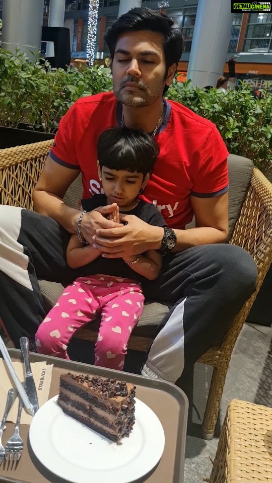 Ganesh Venkatraman Instagram - I and Samaira have this little daddy-daughter ritual.  Once in a while, when we are really happy we capture the moment by closing our eyes and saying a big 'Thank You' to God and the universe and express our heart felt gratitude in our own cute words ❤ Samaira has caught on to the idea so much that now very often she is the one who initiates it and is truly grateful for every moment cherished 😇 #consciousparenting #makethemomentscount #lessonsingratitude #daddydaughter #vacationmode #summerholidays #familytime #holiday @prettysunshine28