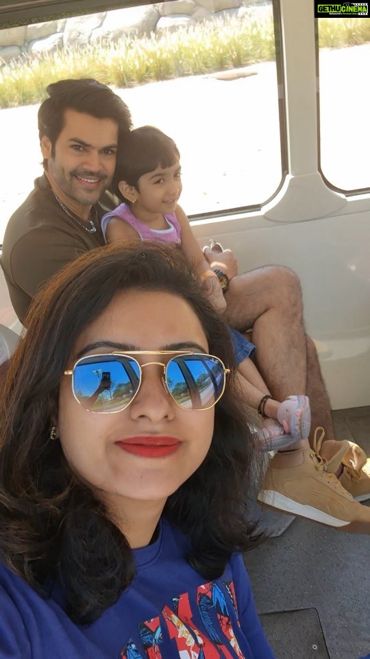 Ganesh Venkatraman Instagram - Dubai safari 🦁🐅🦓🐒🐻 #dubaisafari #familytime #hakunamatata #wildanimals #exploration