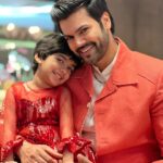 Ganesh Venkatraman Instagram – Gotta hold on easy as I let you go…
Gonna tell you how much I love you…
Though you think you already know
I remember I thought you looked like an angel….
Wrapped in pink, so soft and warm
You’ve had me wrapped around your finger….
Since the day you were born !

Happy birthday dear Samaira 
becoming a father is undoubtedly the best ROLE that I have got to play in life, you taught me what it is to LOVE UNCONDITIONALLLY and life has never been the same ❤❤

#4years
#happybirthday
#daddydaughter