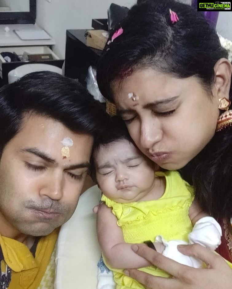 Ganesh Venkatraman Instagram - Gotta hold on easy as I let you go... Gonna tell you how much I love you... Though you think you already know I remember I thought you looked like an angel.... Wrapped in pink, so soft and warm You've had me wrapped around your finger.... Since the day you were born ! Happy birthday dear Samaira  becoming a father is undoubtedly the best ROLE that I have got to play in life, you taught me what it is to LOVE UNCONDITIONALLLY and life has never been the same ❤❤ #4years #happybirthday #daddydaughter