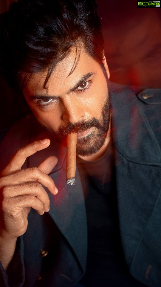 Ganesh Venkatraman Instagram - Meet the New Baddie in Town 🔥🔥🔥 Do u guys like it? Let me know in ur comments😉 #NewPhotoShoot #GaneshVenkatram #Varisu #Newlook #transformation #TamilCinema #TeluguCinema #Actor #Gangster #Mafia #PlayingCharacters