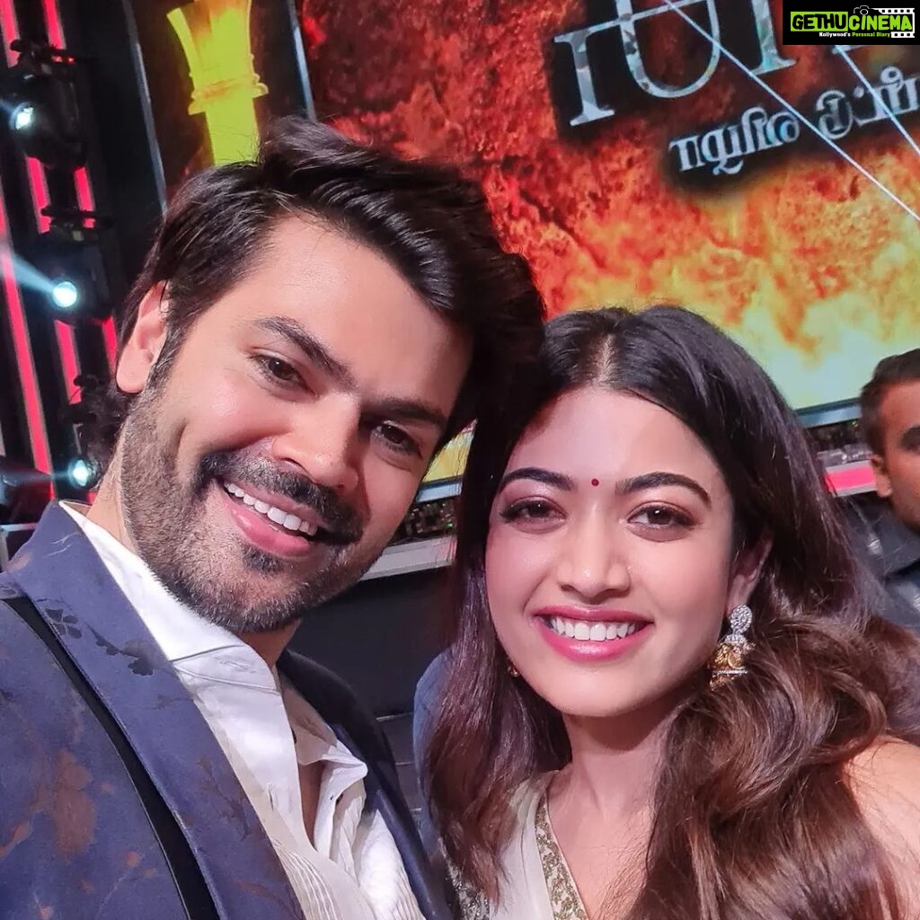 Ganesh Venkatraman Instagram - With our very own Ranjithame @rashmika_mandanna Really loved the way she spoke at the #varisuaudiolaunch with such an open heart ❤, no filters whatsoever... she surely earned many more fans 😉 Wishing this PAN indian actress, National heartthrob & also an ardent Thalapathy fan an awesome innings in the Tamil film industry 👍👍👍 #Thalapathy #varisuaudiolaunch  #thalapathyspeech #thalapathyvijay #ThalapathyVijay #Vijay #varisudu  #VarisuPongal #Tamilcinema #telugucinema #positivevibes